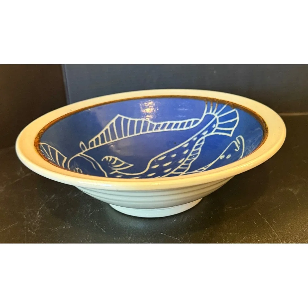 Ahna Iredale Pottery Bowl Blue Sgraffito Fish Handcrafted Alaska Artist 7.5